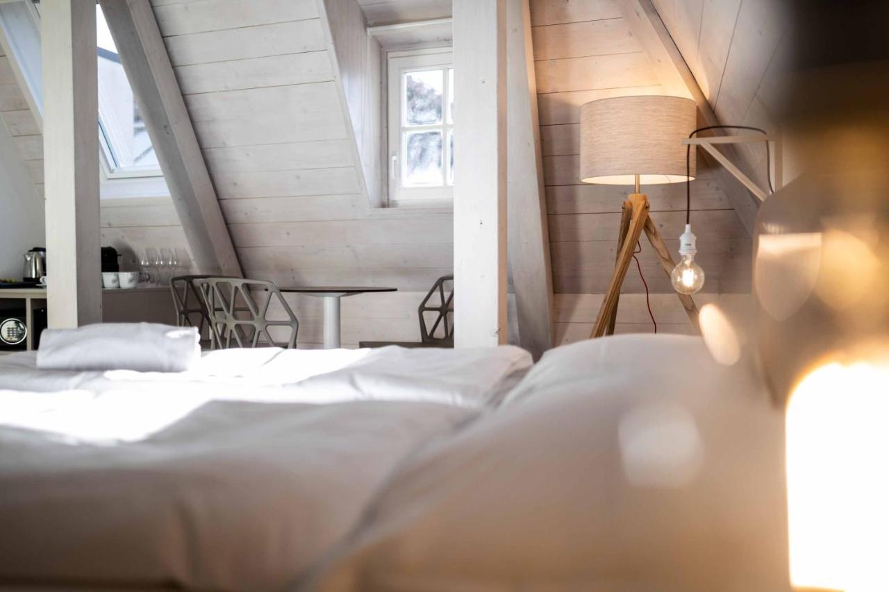 Stay Cooper L Guesthouse Zum Loewen Merano Bagian luar foto