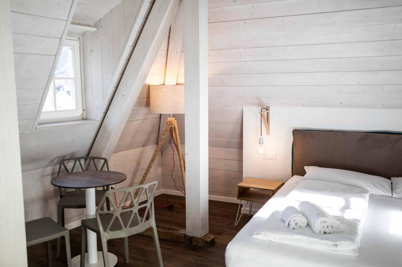 Stay Cooper L Guesthouse Zum Loewen Merano Bagian luar foto