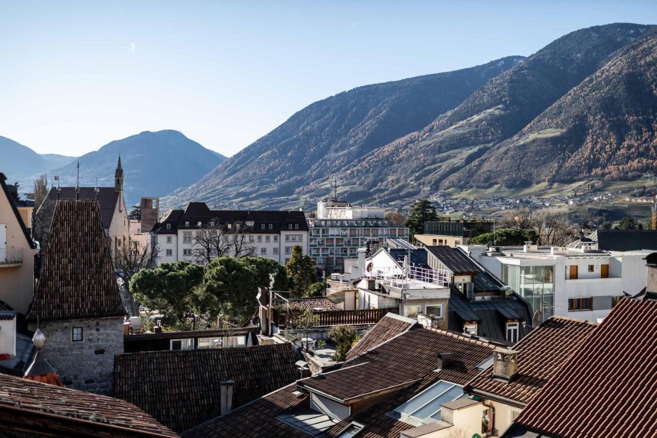 Stay Cooper L Guesthouse Zum Loewen Merano Bagian luar foto